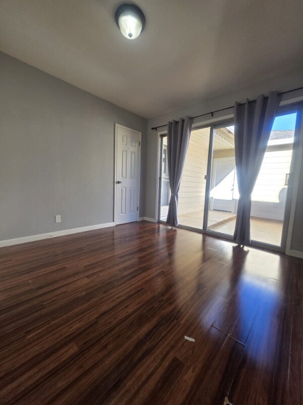 Building Photo - 17xxx Ehle St