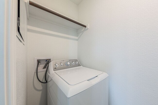 Building Photo - 252 Patagonia