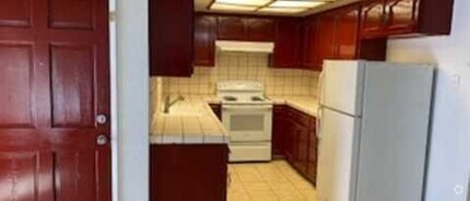 Building Photo - 3553 S County Center Dr