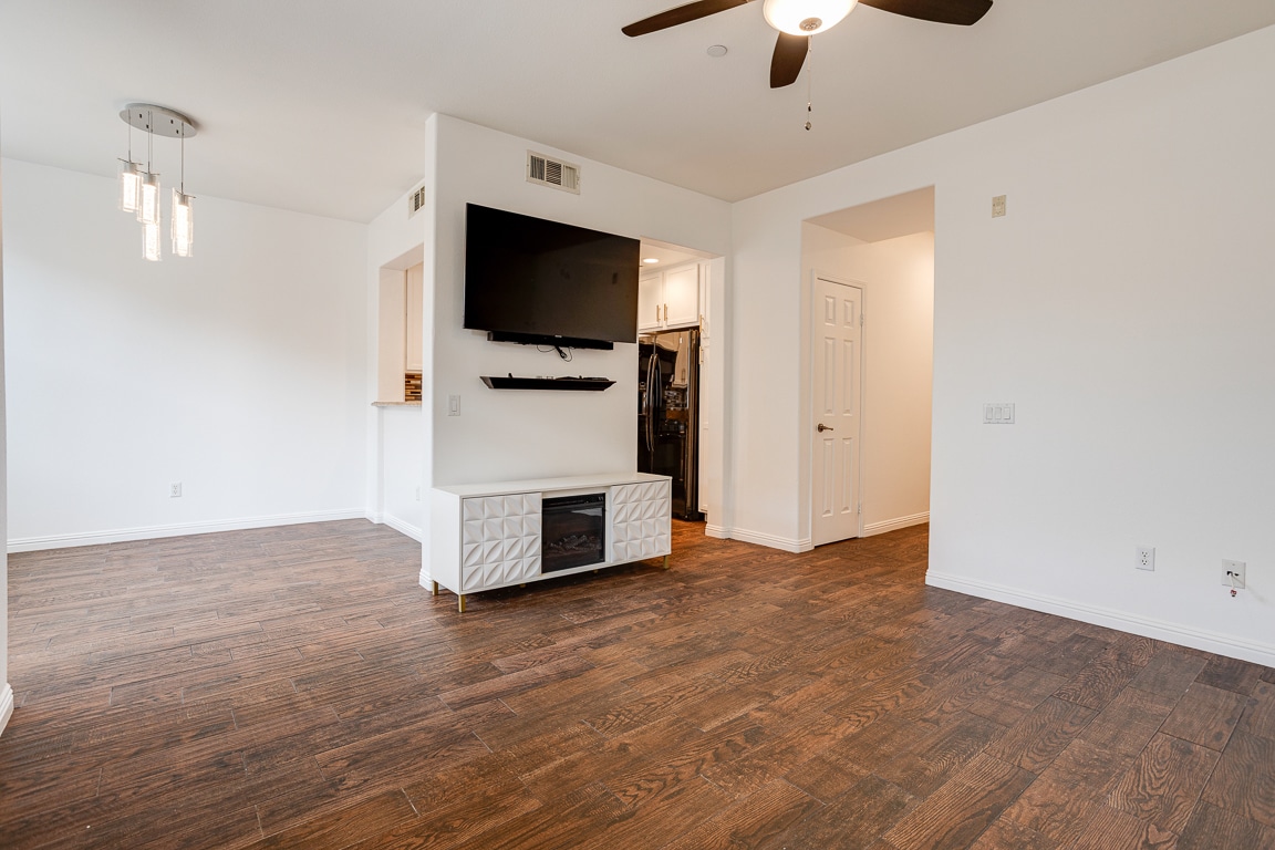 Building Photo - 28566 Herrera St