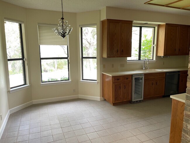 Breakfast area - 3672 Ranch Creek Dr