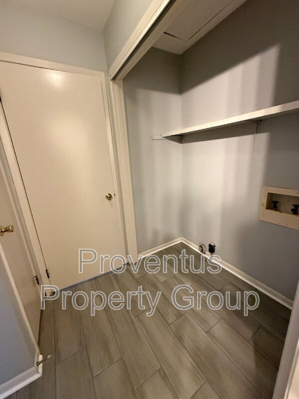 Building Photo - 1330 Pinnacle Dr