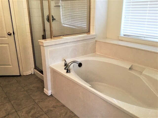 Building Photo - 2500 Kariba Ln