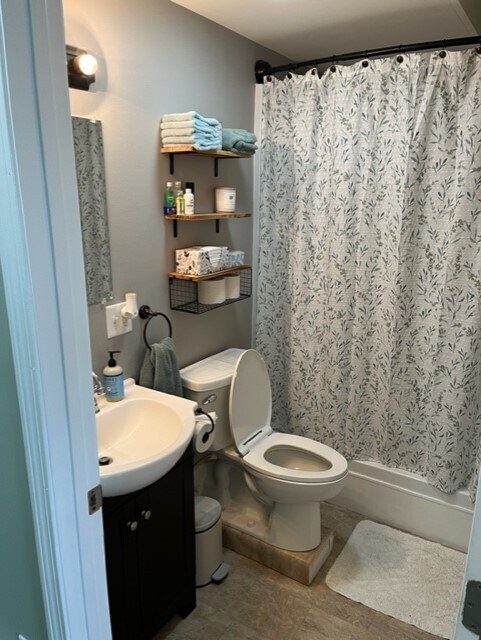 Building Photo - 14 Maplewood Rd