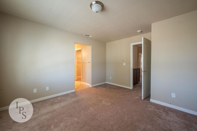 Building Photo - Fresno Westside Home, 5BR/3BA, Built 2018 – Great for Families