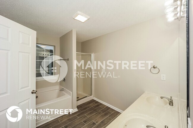 Building Photo - 6314 Grey Fox Way