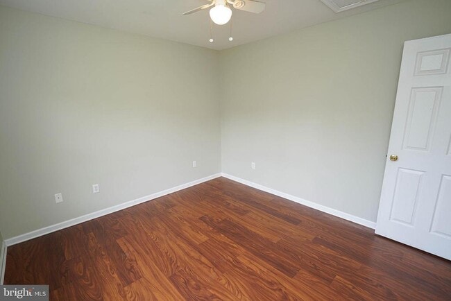 Building Photo - 1331 Aspen Dr