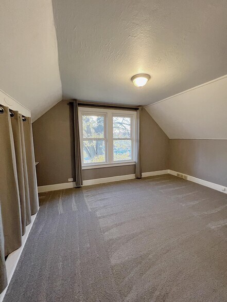 Building Photo - 1735 N 13th St