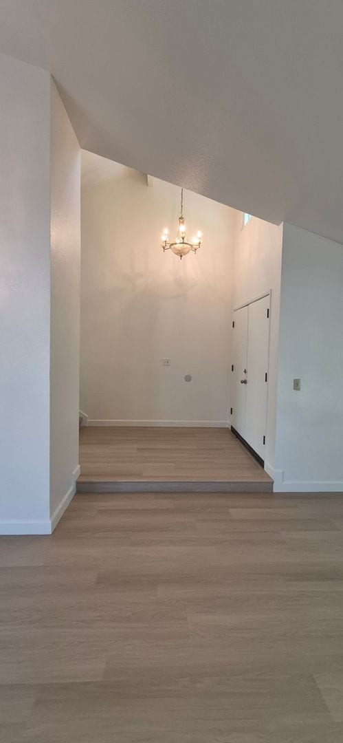 Building Photo - 5023 Oakbrook Cir