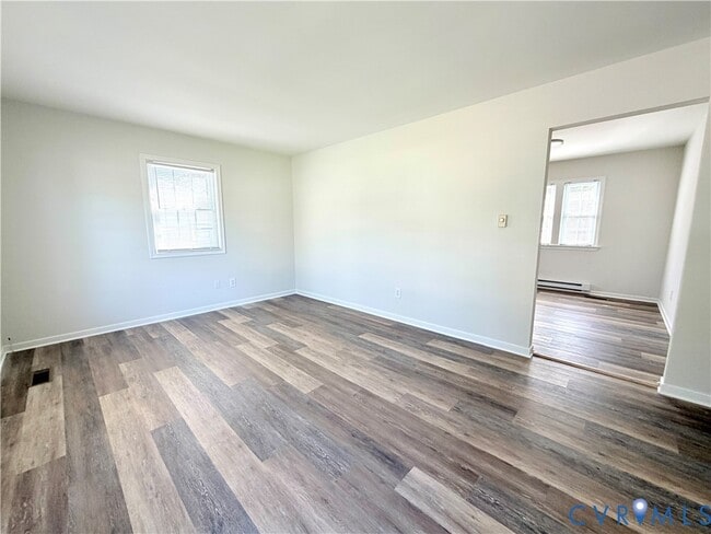 Building Photo - 5835 Huntingcreek Dr