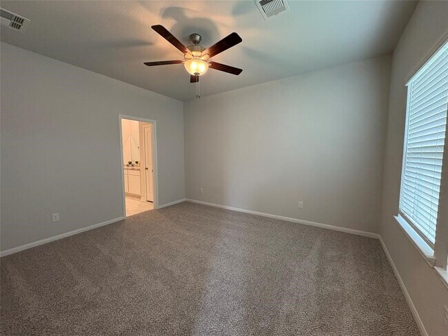 Building Photo - 8437 Sweet Cherry Ln