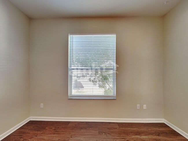 Building Photo - 461 Misty Oaks Run