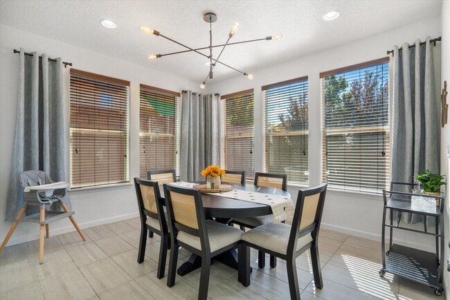 Building Photo - Recent Construction Fully Furnished 4 Bedroom Home Available Near Golf Course Rd & Southern Blvd!