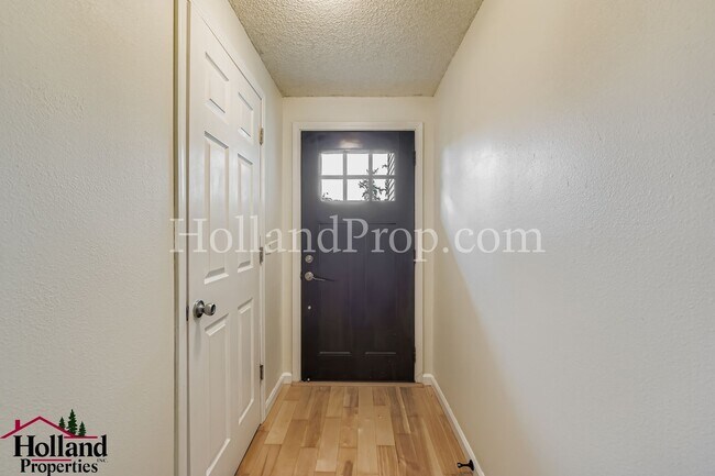 Building Photo - Bright, Modern, and Ready to Welcome You H...