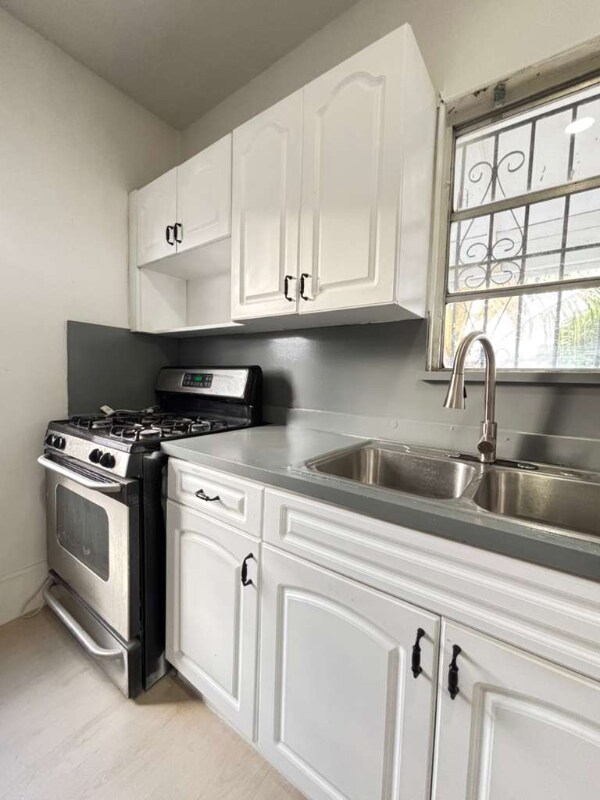 Building Photo - 2035 NW 26th St