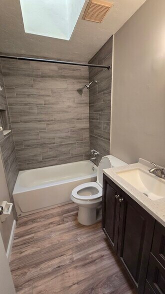 Main bathroom has skylight - 4226 SW 69th Ter