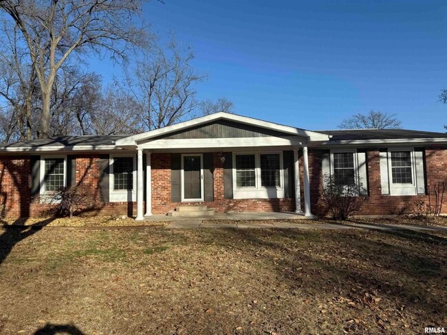 Building Photo - 16 Webster Hill Estates