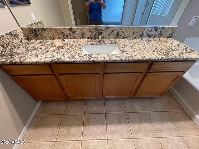 Building Photo - 3095 E Merlot St