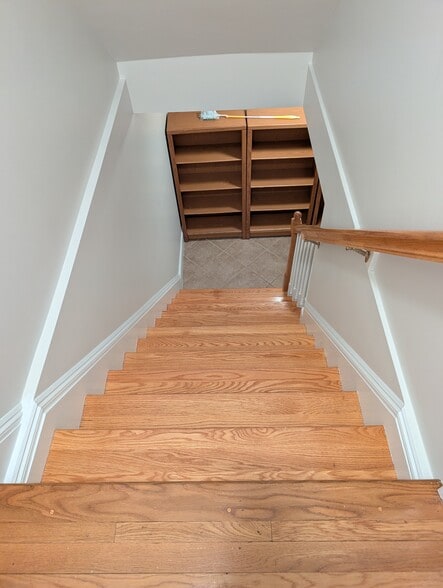 Building Photo - 40 Prince St