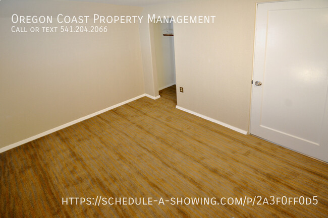 Building Photo - 2065 NW 34th St
