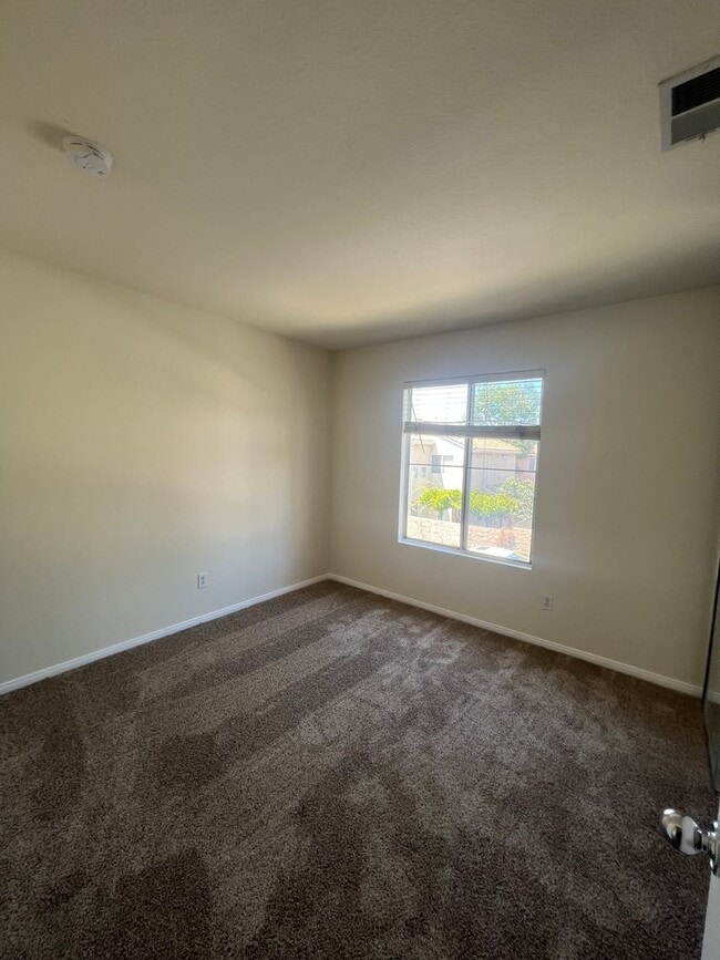 Building Photo - 3 Bedroom Home in Scripps Ranch - 2 Car Garage - Aspire/Encore Community