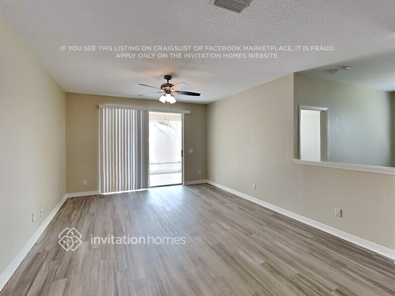 Building Photo - 901 Benton Dr