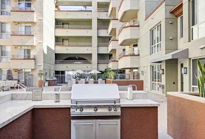 Building Photo - 1501 Front St