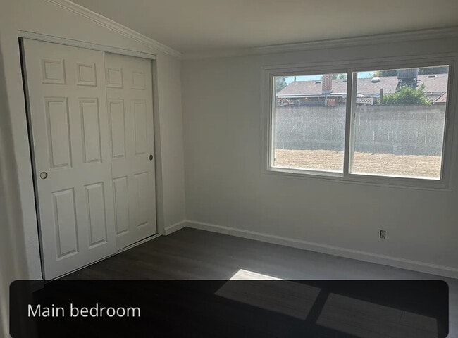 Building Photo - 3786 E Holland Ave