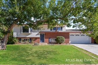 Building Photo - 4830 Ranch Dr