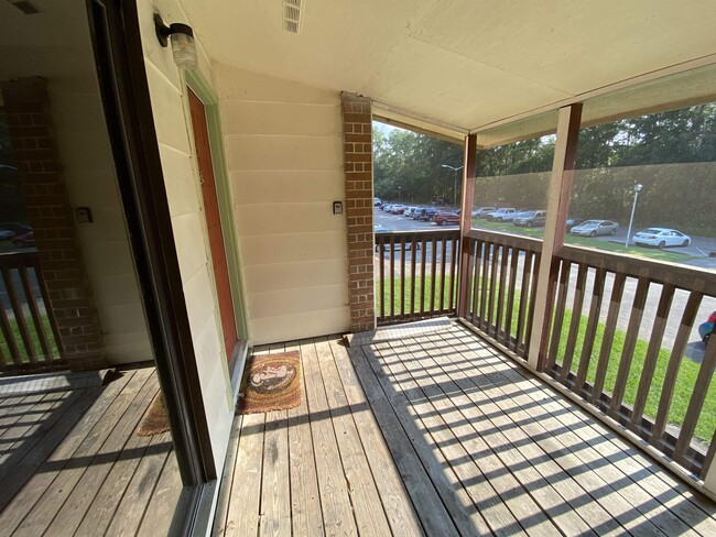 Building Photo - 317 Mabry St