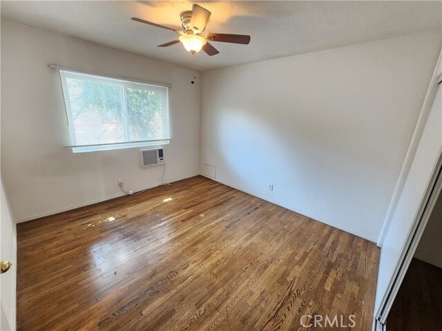 Building Photo - 14229 Moorpark St