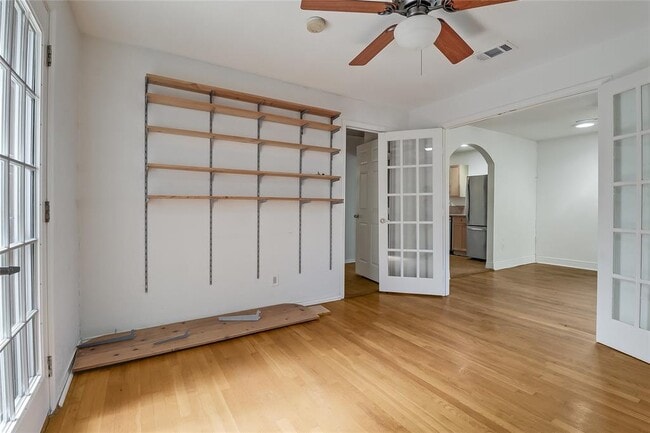 Building Photo - 1706 Maple Ave