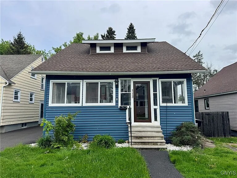Primary Photo - 113 Delmar Pl