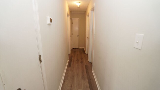 Building Photo - 116 Howell Dr