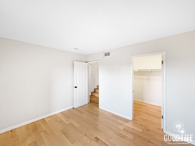 Building Photo - Modern Coastal Property In Gated Encinitas Community | 3BD/2.5BA w/Garage