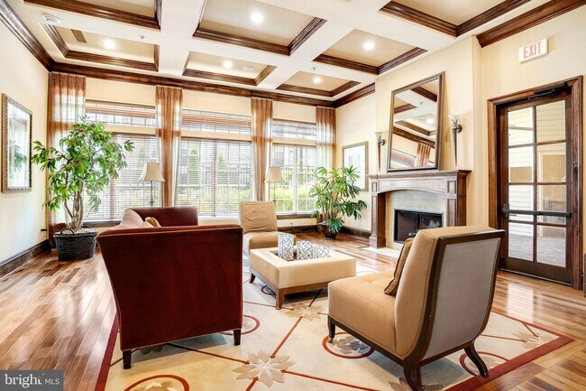 Building Photo - 12921 Centre Park Cir