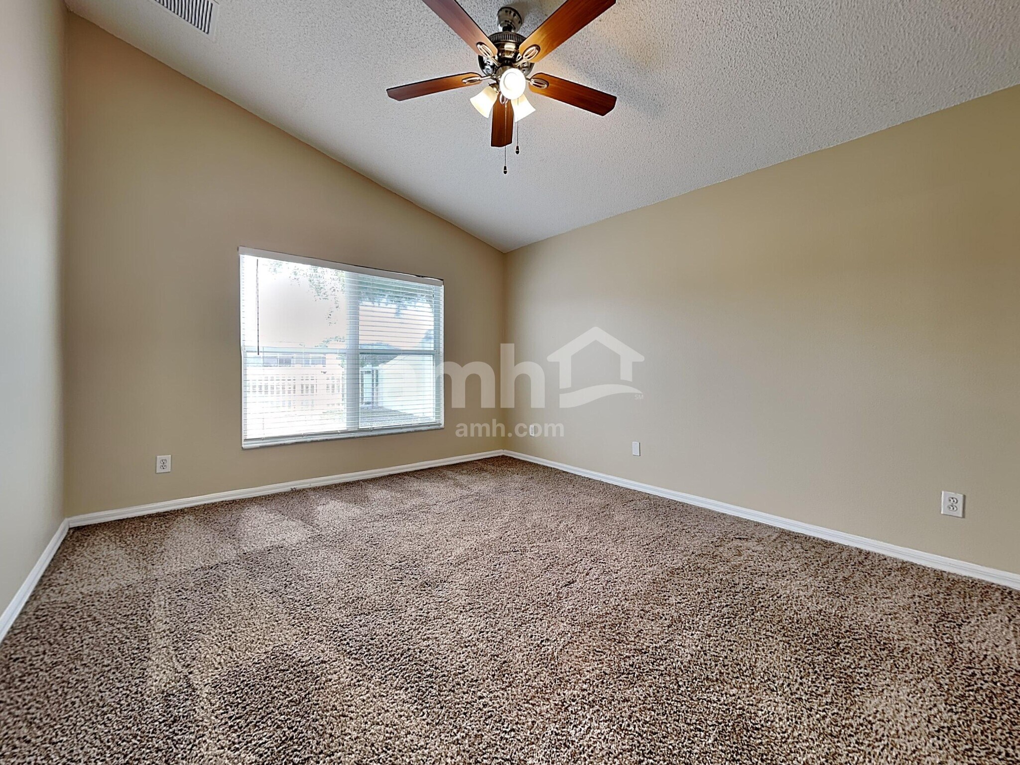 Building Photo - 10625 Cami Ct