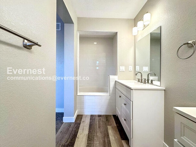 Building Photo - 10626 Cherrybrook Cir