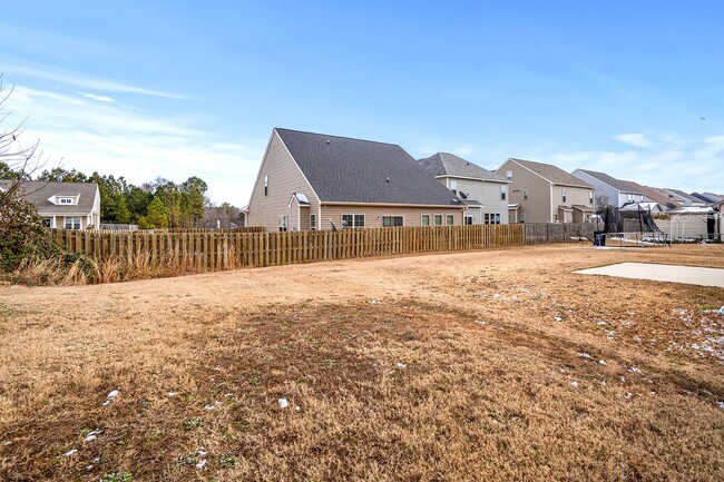 Building Photo - REDUCED- COME SEE TODAY!  Welcome home to ...