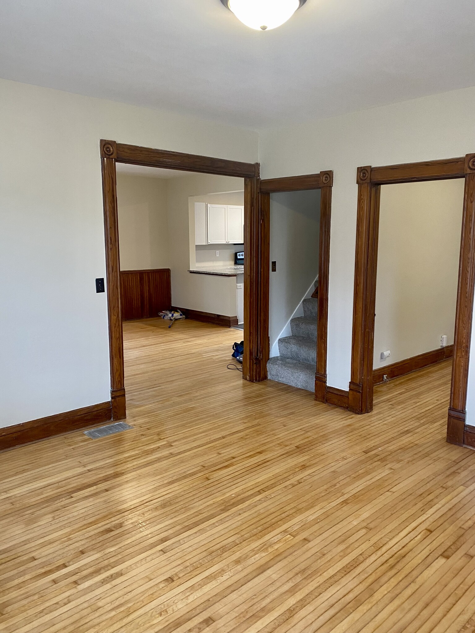Living Room - 436 Glendale St