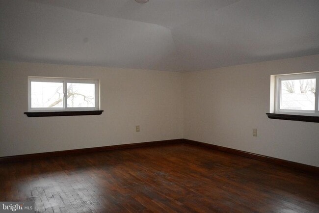 Building Photo - 8838 Longs Mill Rd