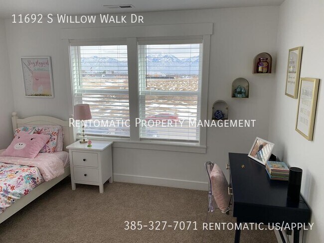Building Photo - 11692 S Willow Walk Dr