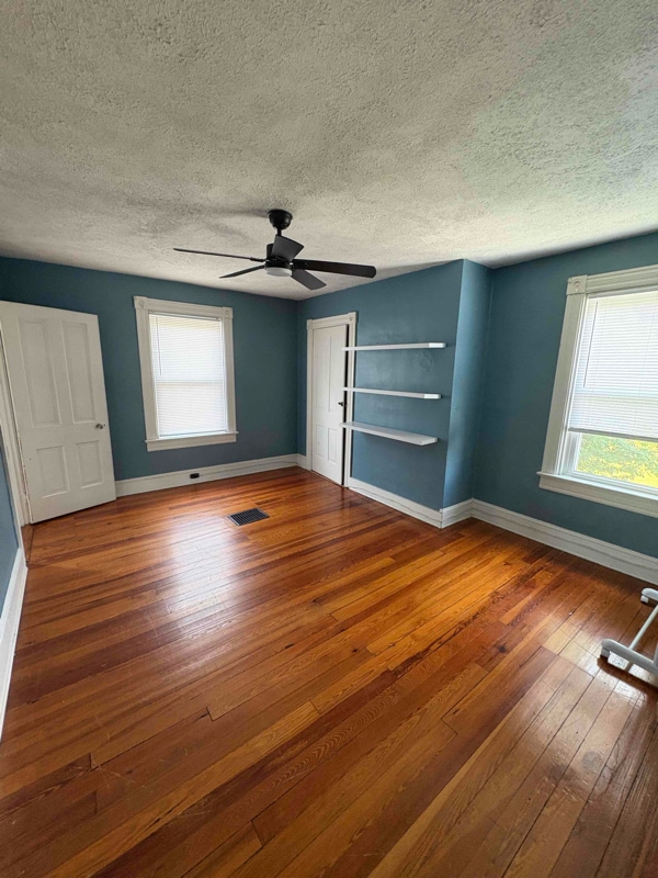 Building Photo - 908 Cedar Creek Grade