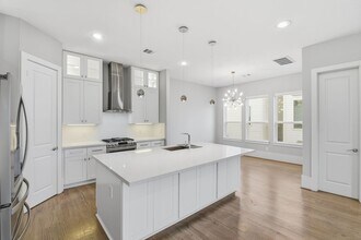 Building Photo - Rooftop Deck with Downtown Views in Sawyer Heights