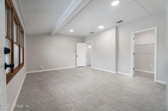 Building Photo - 2761 Sack Dr E