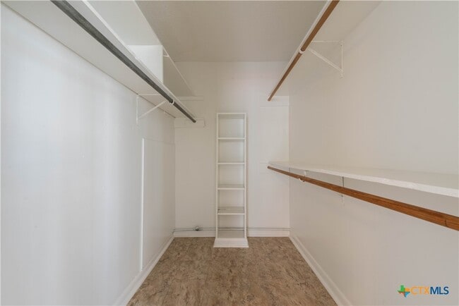 Building Photo - 203 E Bowie St