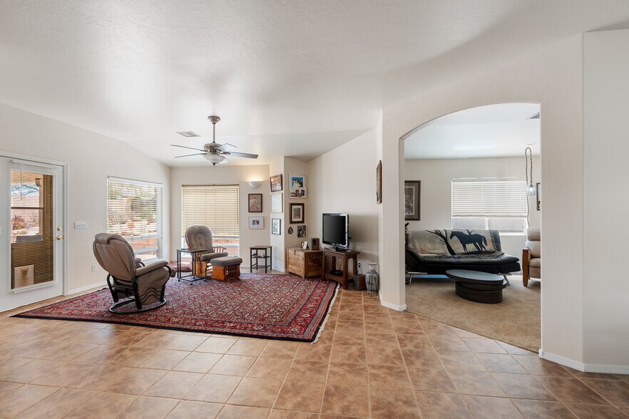 Living Room Area - 5044 E Cedar Creek Dr