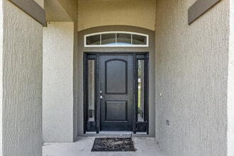 Building Photo - 10910 SW 41st Ave