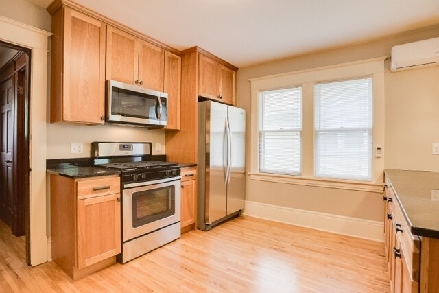 Building Photo - 1997-1999 Ashland Ave