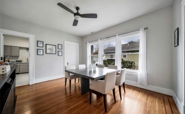Building Photo - 4614 Park Dr